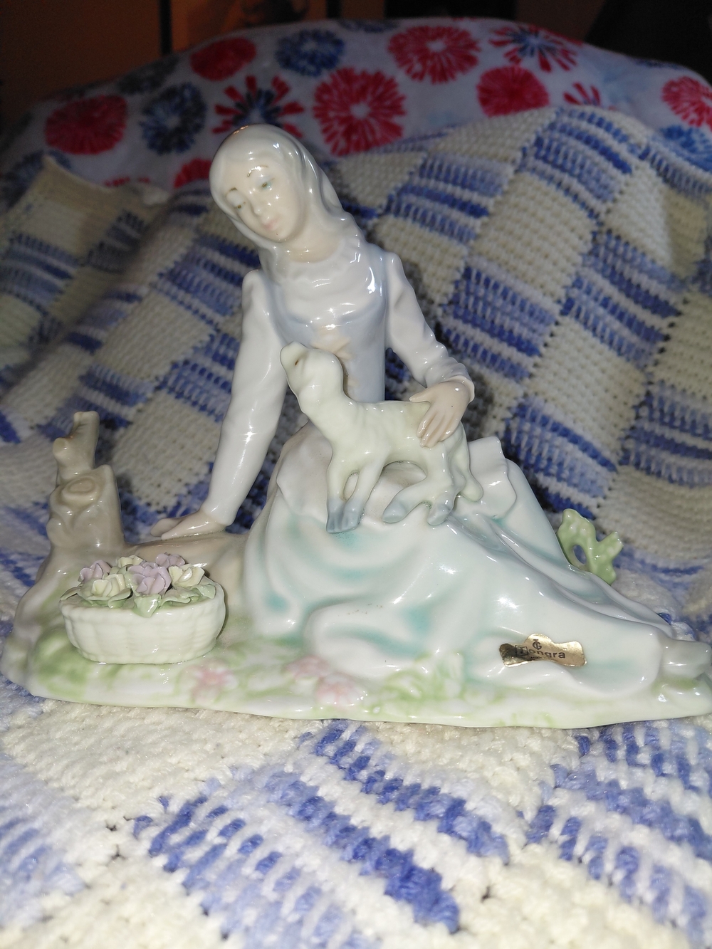 Rare TENGRA porcelain Lady With Lamb In meadow Figure Spain